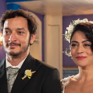 Na novela 'Amor Perfeito' Darlene e João vão se casar após história de amor sofrida