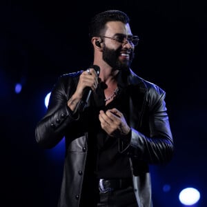 Gusttavo Lima não comentou a polêmica que se criou após ele apalpar sertanejo