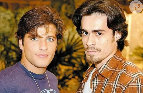 Bruno Gagliasso e Erom Cordeiro interpretavam o casal gay Junior e Zeca na novela América
