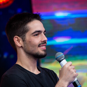 João Guilherme Silva se prepara para estrear um programa solo na Band