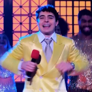 João Liberato dançou 'Pintinho Amarelinho' assim como Gugu Liberato fazia no 'Domingo Legal'