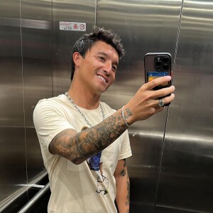 Yasmin Brunet teria afastado Gabriel Medina de Flávio Nakagima durante o casamento dos dois