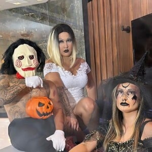 Andressa Urach e Pistolinha gravaram um vídeo pornô em homenagem ao Dia das Bruxas