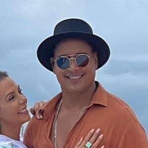 Xanddy e Carla Perez resolveram revelar detalhes da sua vida sexual para os fãs