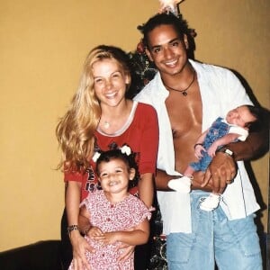 Xanddy e Carla Perez estão juntos desde 2000 e tem dois filhos: Camilly Victória e Victor Alexandre
