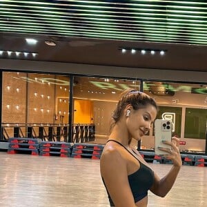 Luana Andrade postou no Instagram suas últimas fotos em uma academia