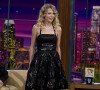 Já em 2008, era comum ver Taylor Swift com vestidos mais "fofos", numa pegada bem princesa