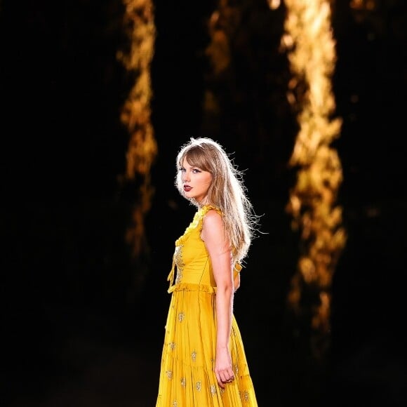 Fãs de Taylor Swift promovem boicota à cantora em show após negligência com morte de Ana Benevides