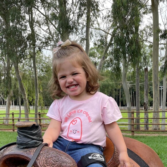 Bárbara Evans já é mãe de Ayla, de 1 ano e 7 meses