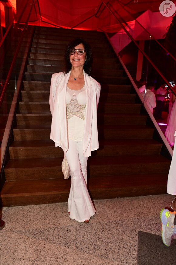 Christiane Torloni também usou look all white na festa de 30 anos da revista 'Caras'