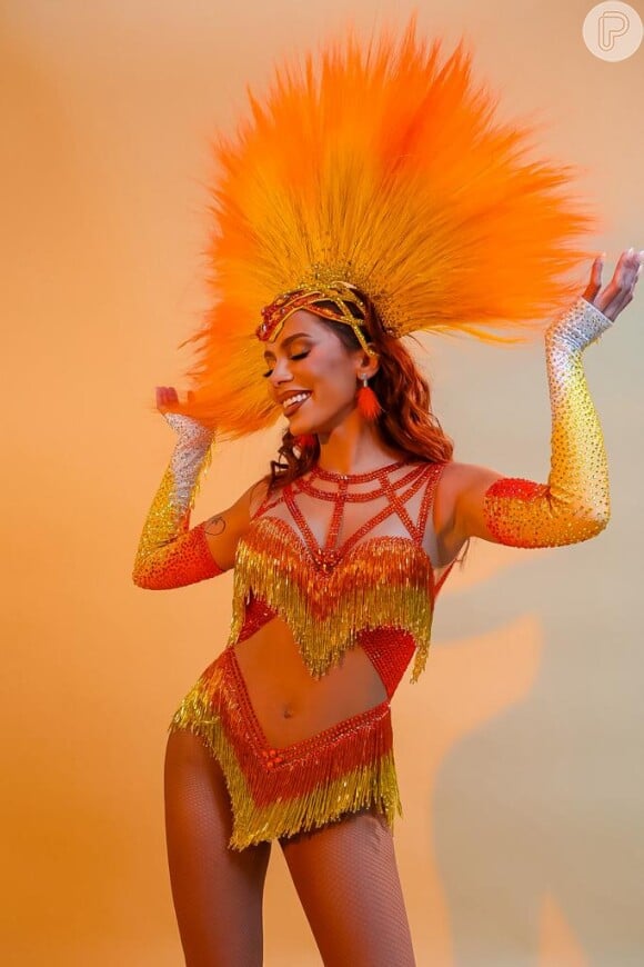 Anitta também irá se inspirar nas escolas de samba para seus ensaios