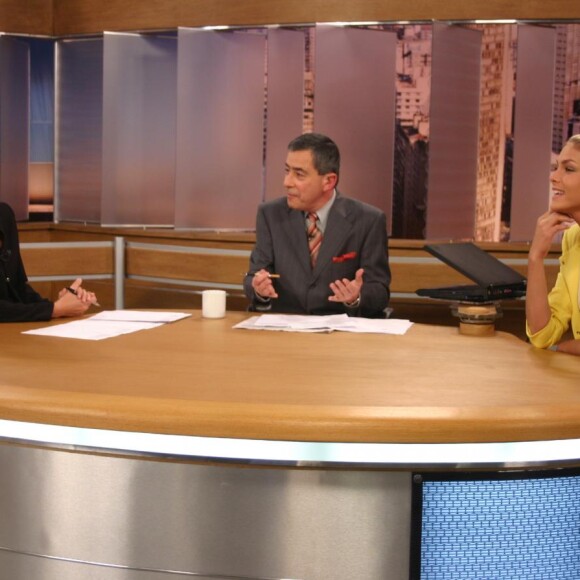 Ana Hickmann foi contratada pela Record para apresentar um quadro no programa 'Tudo a Ver'