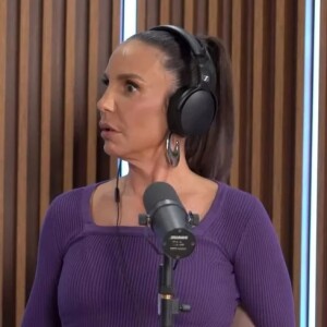 Ivete Sangalo decidiu tirar uma com a cara de Giovanna Ewbank e inventou que uma história quente com Bruno Gagliasso