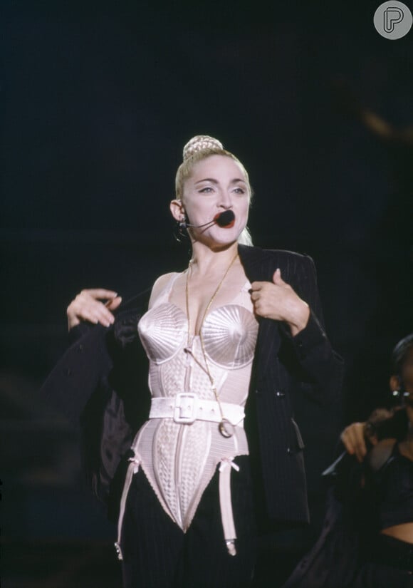 A cantora Madonna é parceira de longa data do estilista Jean Paul Gaultier