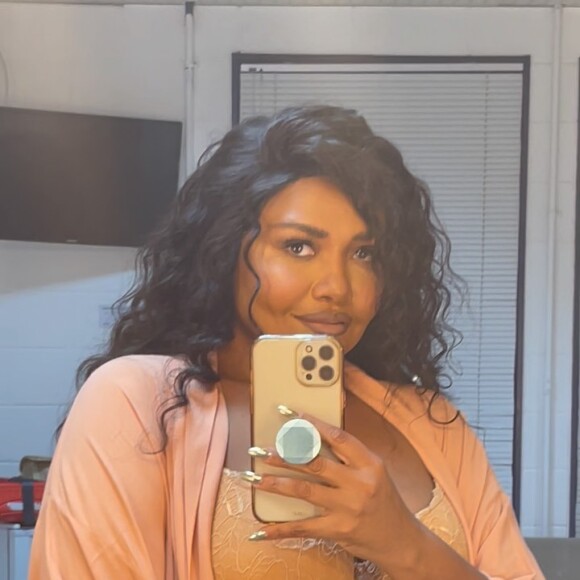 Corpo de Gaby Amarantos rendeu muitos elogios à artista