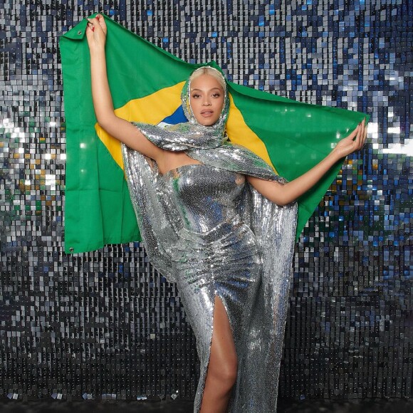 Beyoncé apareceu no Brasil de surpresa para lançar o filme da turnê 'Renaissance'