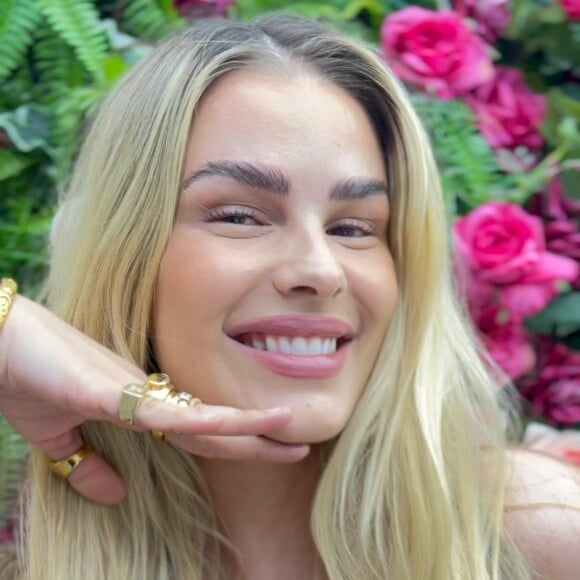 Yasmin Brunet mostra resultado depois de aderir técnica 'Flow Brows' para alterar sua sobrancelha