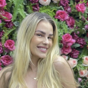 Yasmin Brunet está ou não com MC Daniel? Modelo afirma que está solteira só que aberta para o amor