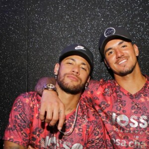 Briga entre Neymar e Gabriel Medina teria acontecido durante aniversário do surfista