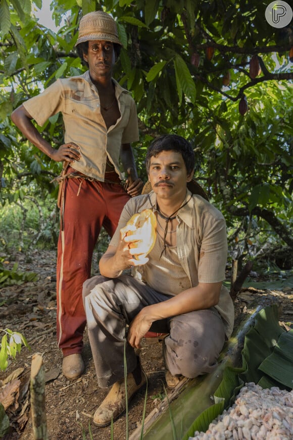 No rmake de Renascer,. Jupará (Evaldo Macarrão) e Deocleciano (Adanilo) na primeira fase da novela.