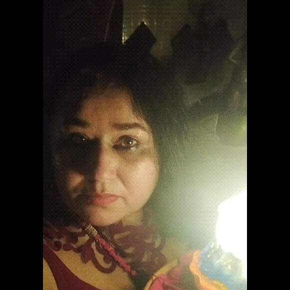 Cleo Loyola disse, na ocasião: 'Deu aí a roda da fortuna, ela ganhando muito dinheiro. Mas, realmente o filho se apaixonando pela mãe, por ver ela naquela nudez, né?'