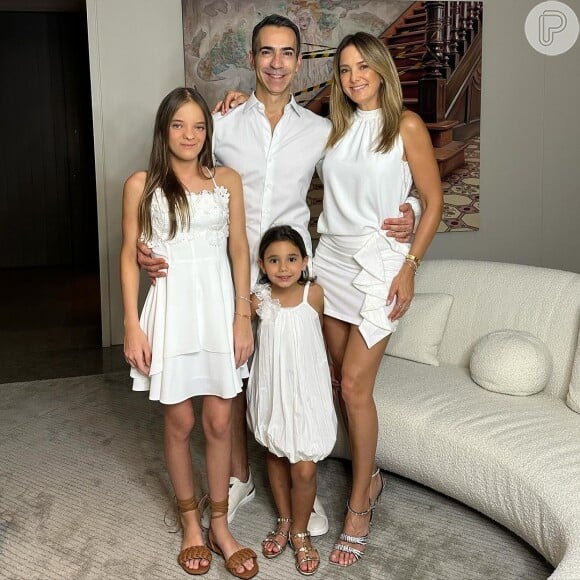 Ticiane Pinheiro é mãe de Manuella, 4 anos, fruto do seu casamento com Cesar Tralli, e de Rafaella Justus, 14 anos, do casamento com Roberto Justus