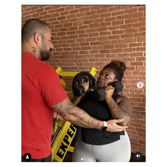 Jojo Todynho, após perder 40kg, mostra treino pesado na academia