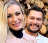 Andressa Urach entregou motivo para não reatar já casamento com Thiago Lopes e entrega status da relação: 'Amizade colorida e sem cobranças'