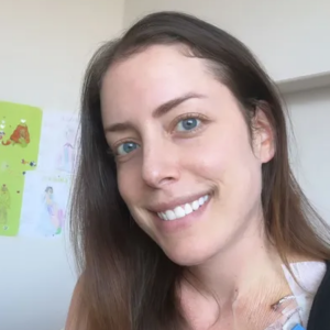 Com câncer, Filha de Roberto Justus faz foto do cabelo e revela queda devido a quimioterapia