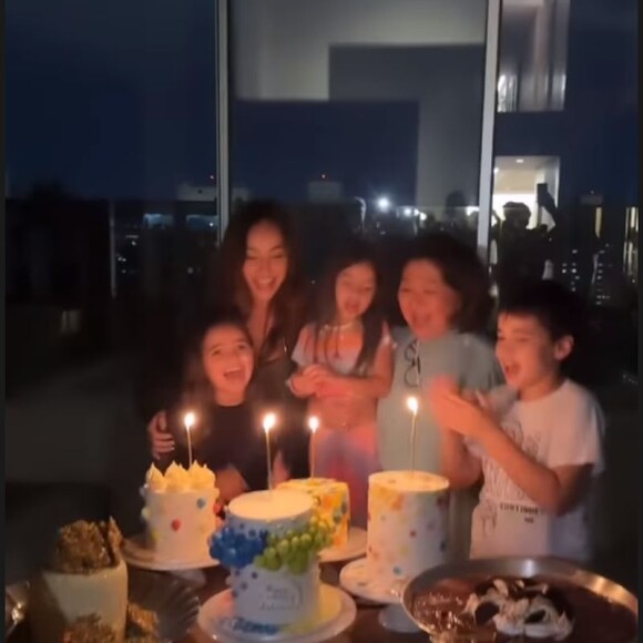 Nicolas Prattes foi à festa na casa de Sabrina Sato (veja foto na matéria abaixo!)