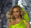 Beyoncé ficou impressionada - e um tanto quando incrédula - quando descobriu que os artistas ficam até 6h em cima do trio em Salvador