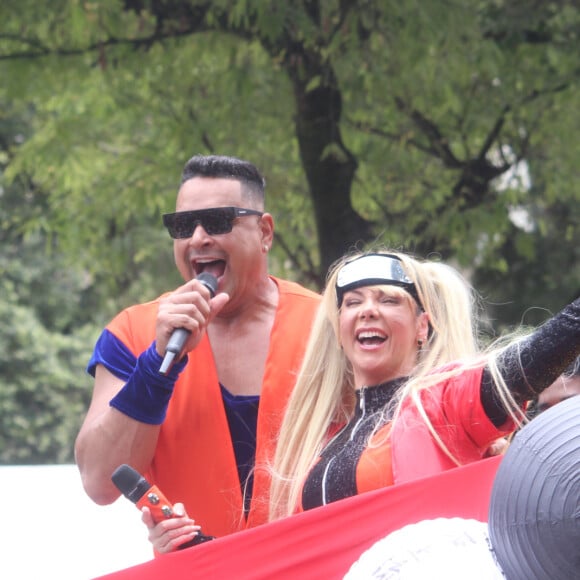 Carnaval 2024: Xanddy e Carla Perez se fantasiaram de personagens de Naruto e Dragon Ball para trio