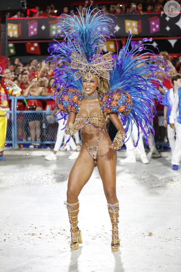 Luxo da fantasia de Brunna Gonçalves se destacou no desfile da Beija-Flor no Carnaval do Rio 2024