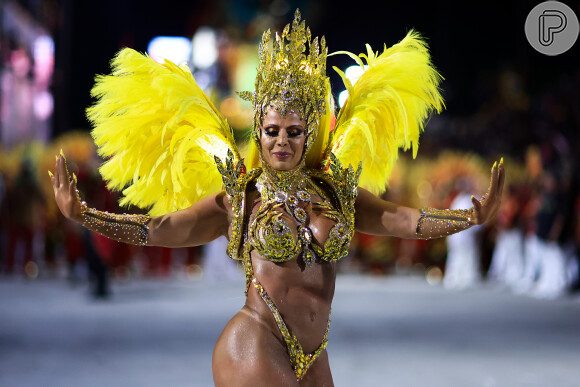 Viviane Araújo exibiu corpo definido em fantasia amarela no Carnaval 2024 do Salgueiro