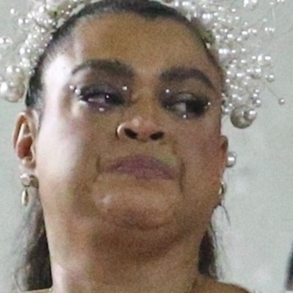 Preta Gil cancela show de Carnaval após passar mal e Gominho atualiza estado de saúde da amiga