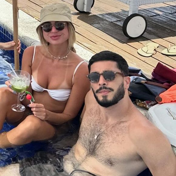 Ex de Marcelo Courrege, Renata Heilborn ganhou torcida para possível namoro com Leo Bittencourt