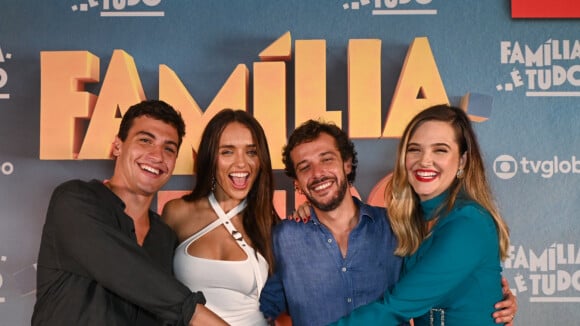 Rafa Kalimann, Juliana Paiva e elenco de 'Família É Tudo' festejam lançamento da 100ª 'novela das sete' da TV Globo