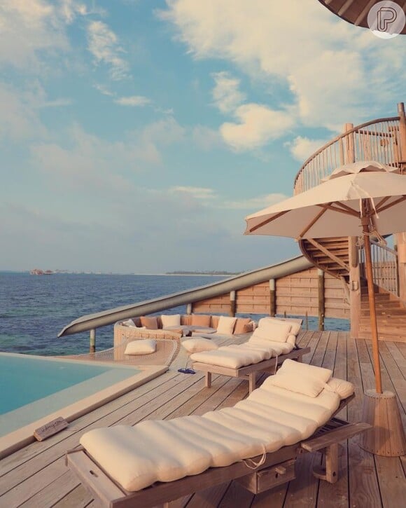 Ana Paula Siebert está hospedada em um hotel paradisíaco nas Maldivas