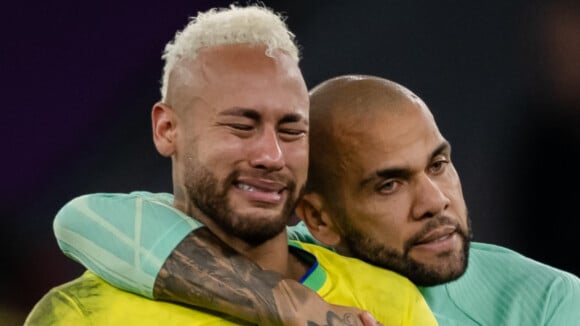 Daniel Alves condenado por estupro: dinheiro de Neymar pode provocar REVIRAVOLTA na pena do ex-jogador. Entenda!