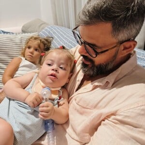 Letícia Cazarré e Juliano Cazarré optaram por não vacinarem os filhos contra a Covid-19