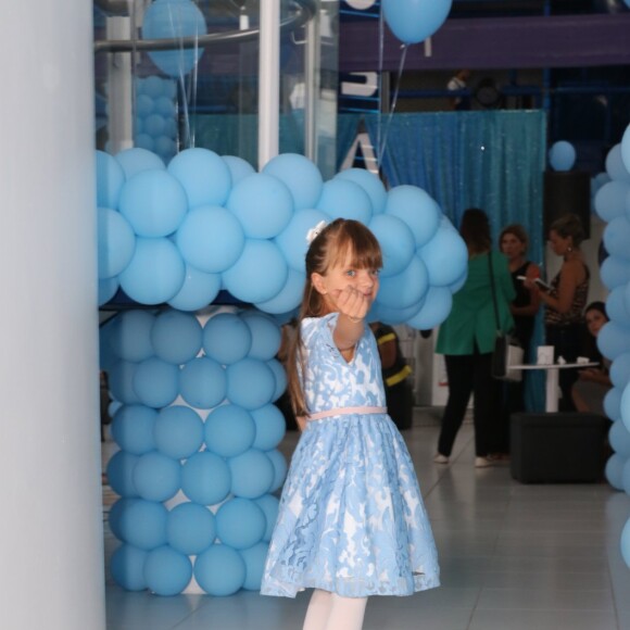 Rafa Justus é apaixonada por vestidos e sempre surge com um modelinho diferente