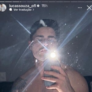 Lucas Souza publicou uma foto em suas redes sociais destacando o seu físico, mas outro detalhe chamou atenção