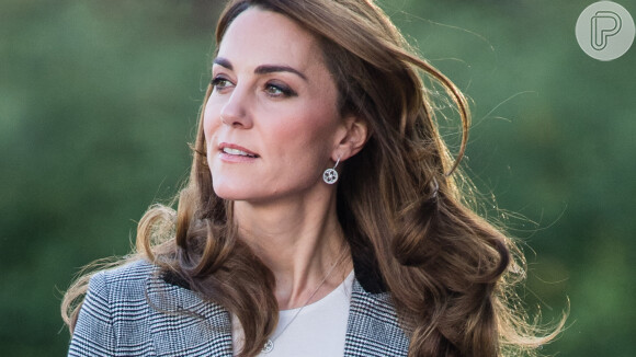 Kate Middleton acelera recuperação e trabalha de casa no maior projeto "de sua vida", afirma mídia internacional