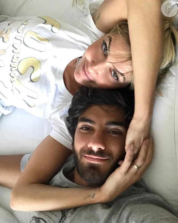 Deborah Secco e Hugo Moura não são mais um casal