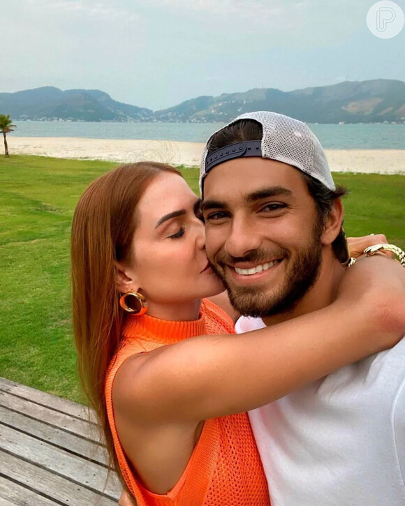 Separação de Deborah Secco e Hugo Moura: 'Estão fazendo isso de forma discreta, em respeito ao Hugo, que não é uma pessoa pública e por preocupação com a filha'