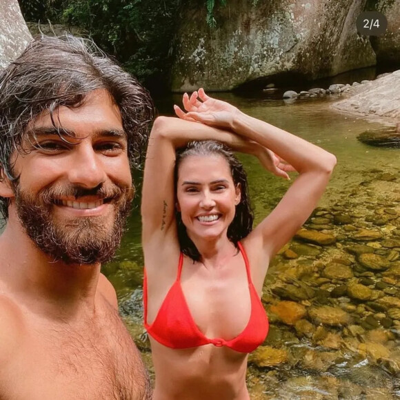 Ex-marido de Deborah Secco, Hugo Moura tem 34 anos