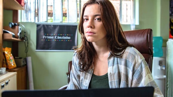 Como 'Justiça 2' fez Alice Wegmann reviver um episódio traumático do passado relacionado à vida íntima?