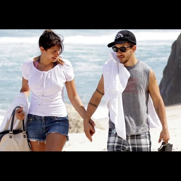 Junior Lima namorou a modelo Raísa Maciel em 2011, pouco antes de conhecer Monica Benini