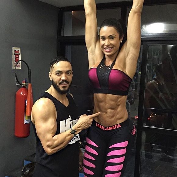 Ex-marido de Gracyanne Barbosa, Belo sempre incentivou rotina da modelo
