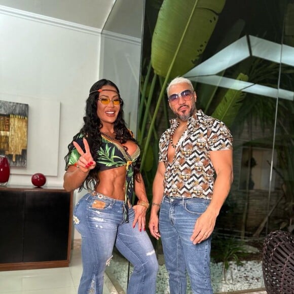 Segundo o personal, a polêmica separação de Gracyanne Barbosa e Belo seria uma estratégia para alavancar os shows do cantor